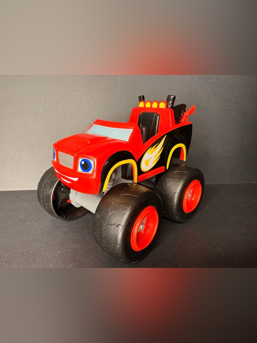Blaze and the monster machines toy monster truck
